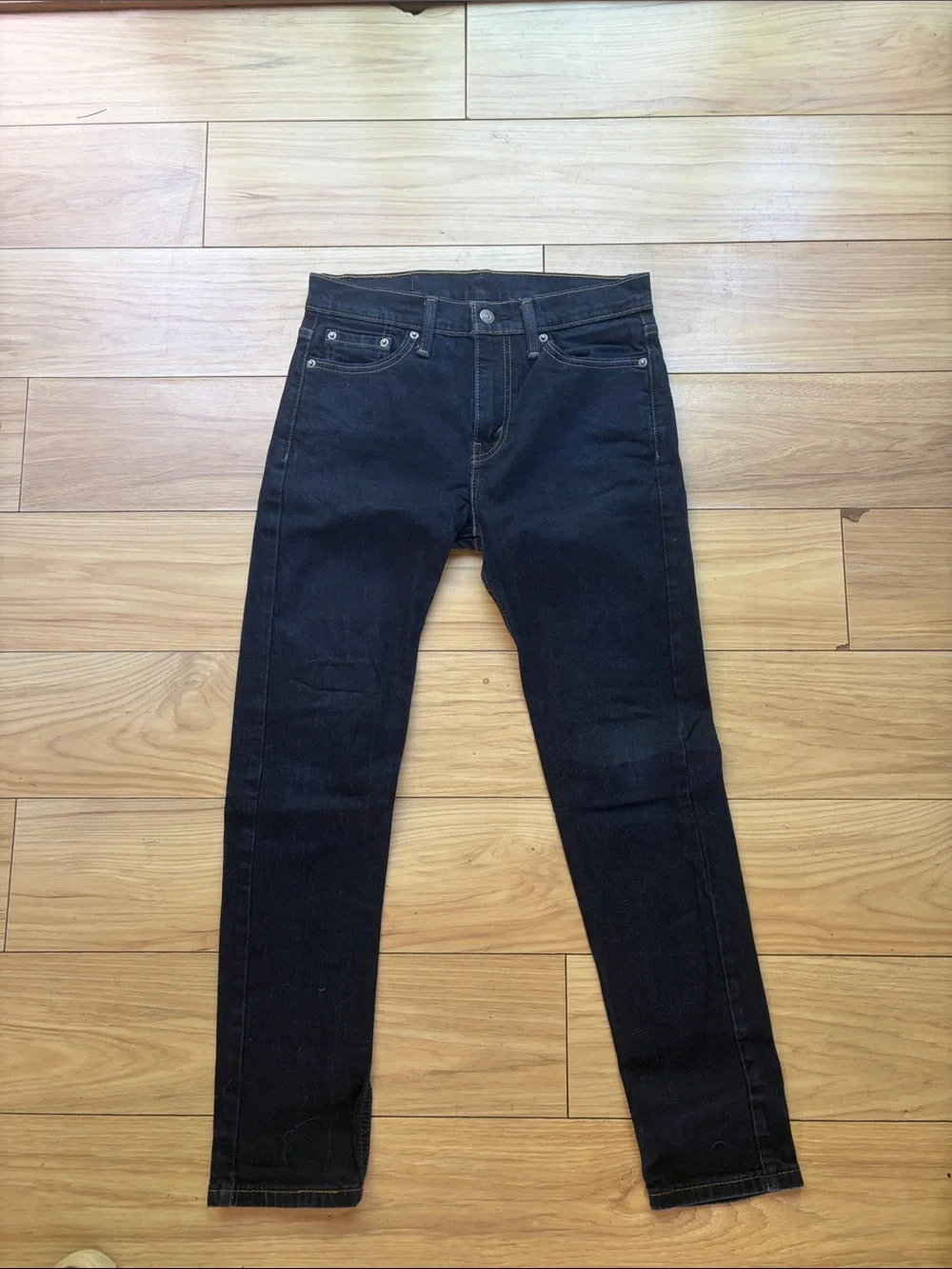 Men's dark blue LEVI’s Slim Straight Jeans